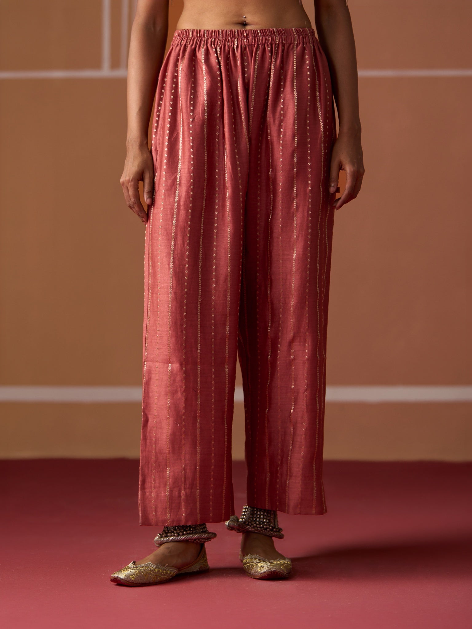 MALAIKA PANT