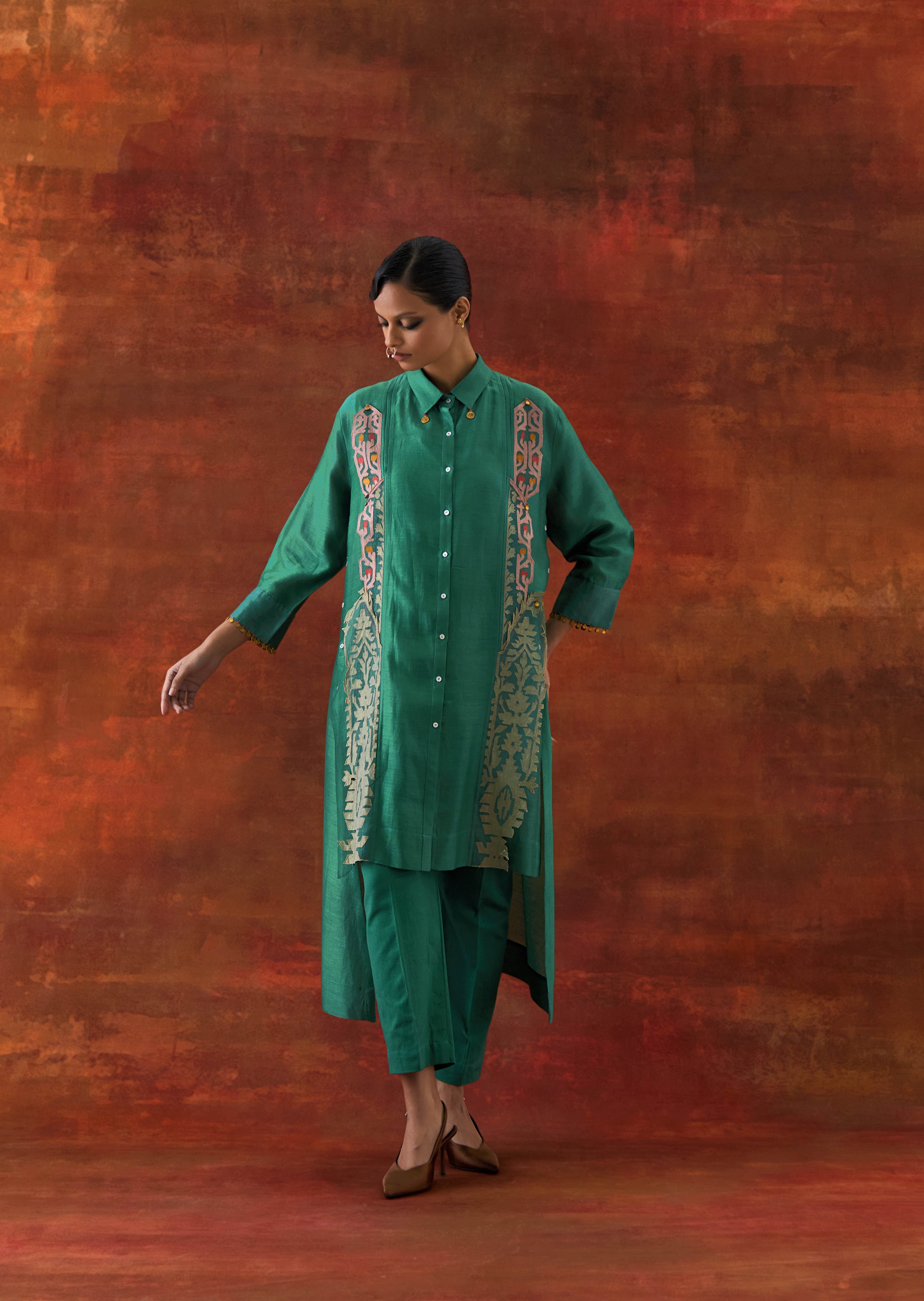 PLEATED SHIRT WITH PANTS - image 1