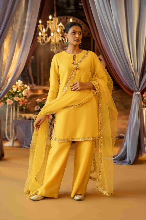 Yellow Aari Embroidery Suit Set - image 1