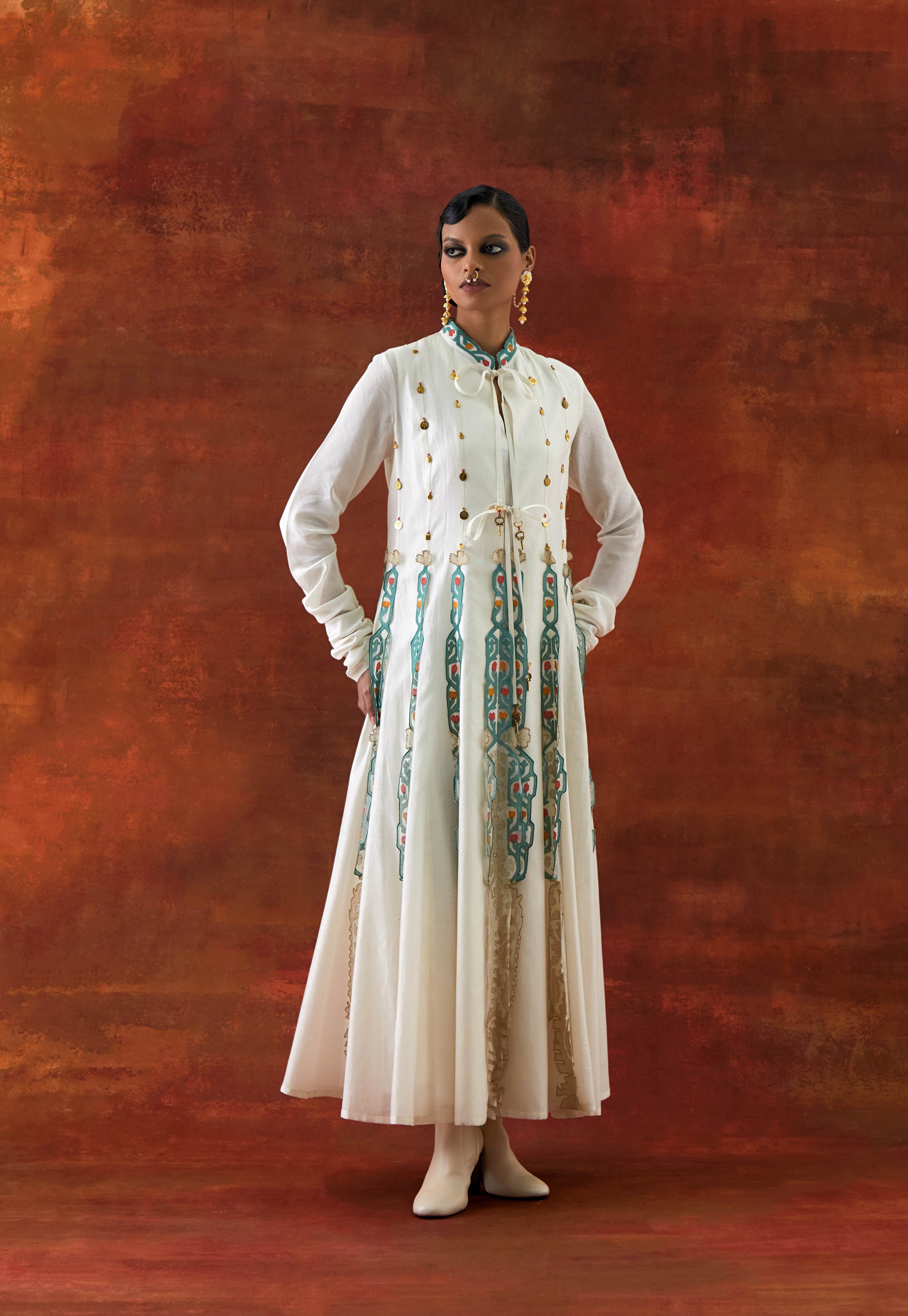 EMBROIDERED KALIDAR WITH SLEEVLESS INNER - image 1