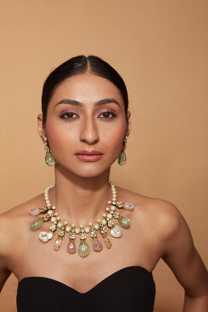 Vivinia By Vidhi Mehra Inaayat Gold Plated Multicolored Womens Kundan, Polki Necklace Set with Pair of earrings VN399