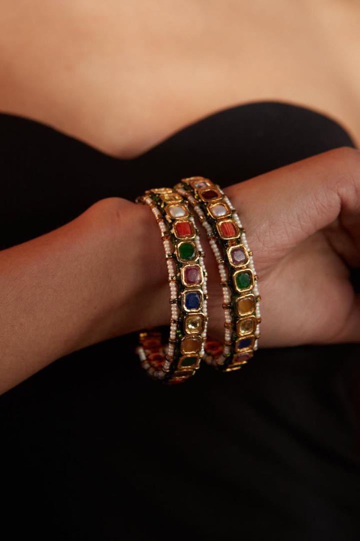 Vivinia By Vidhi Mehra Inaayat Gold Plated Multicolored Womens Kundan, Polki Pair of Bangles VB305