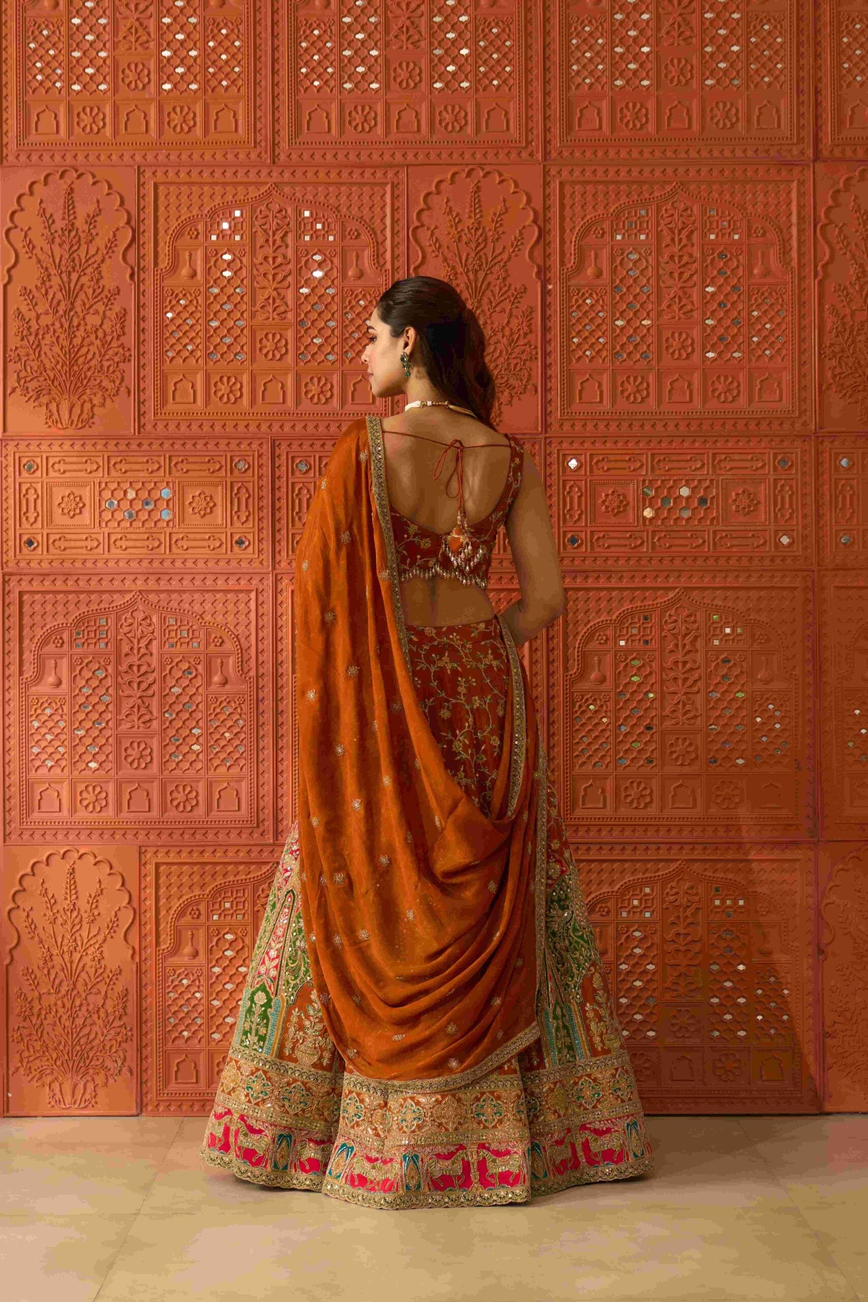Sunehri Lehenga Set