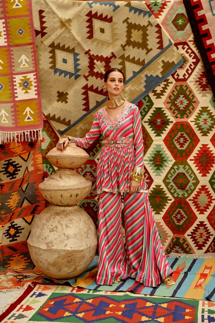 Image of Hot pink Indi-leheriya  Treasure Tunic  with Dupatta Set