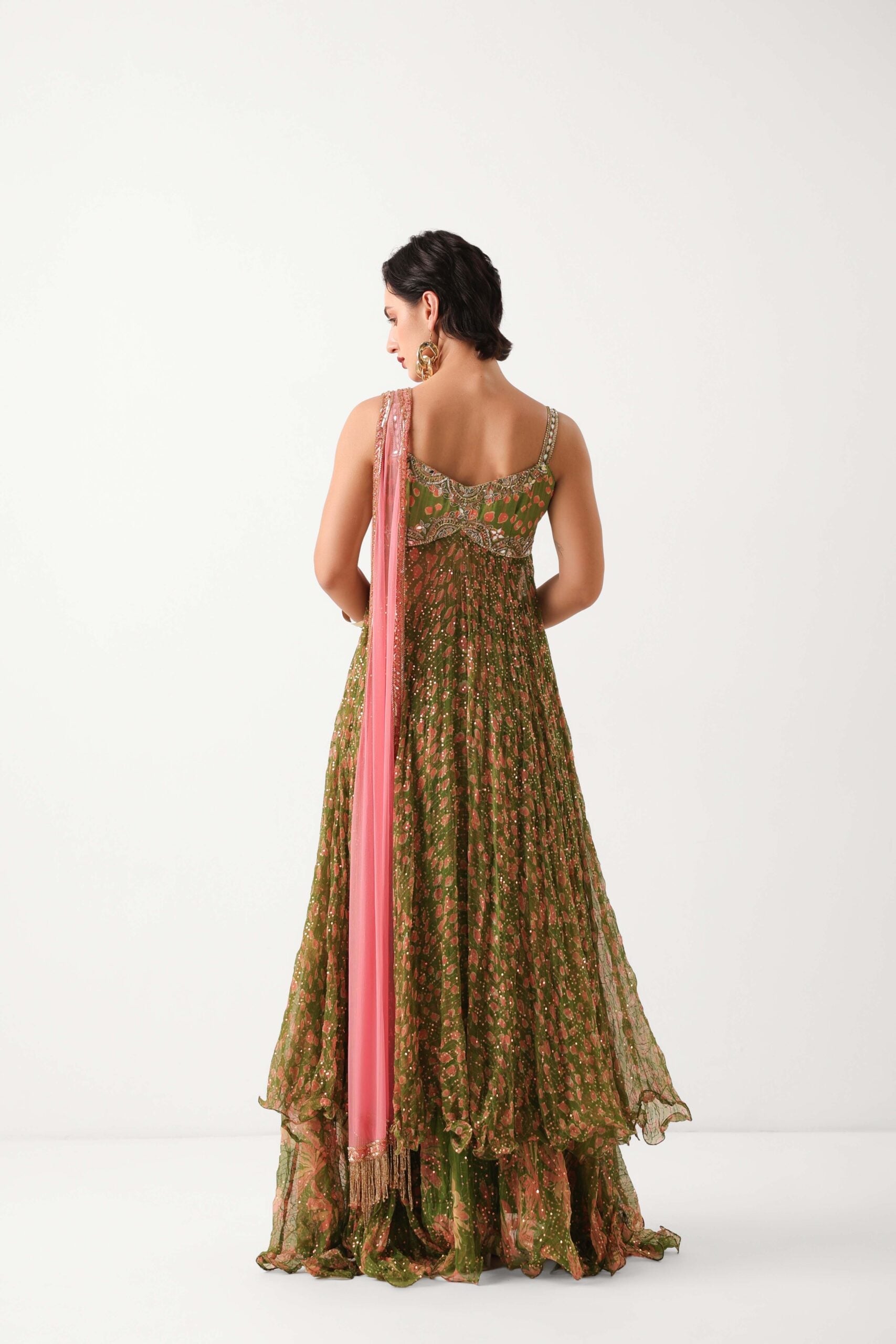 The Calcutta Mehendi set       in avacado green with gulabi dupatta