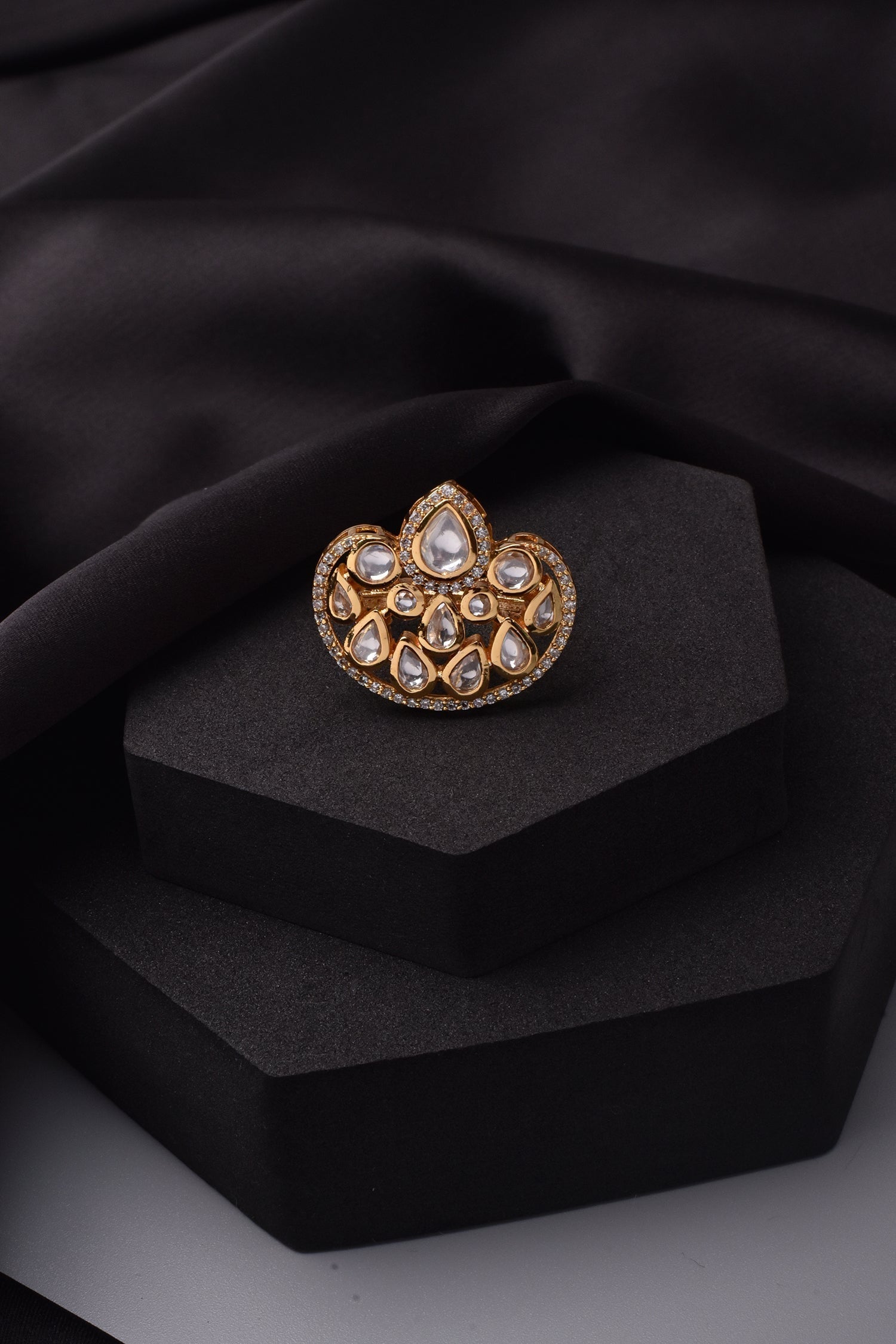 Gold Tone Kundan Ring