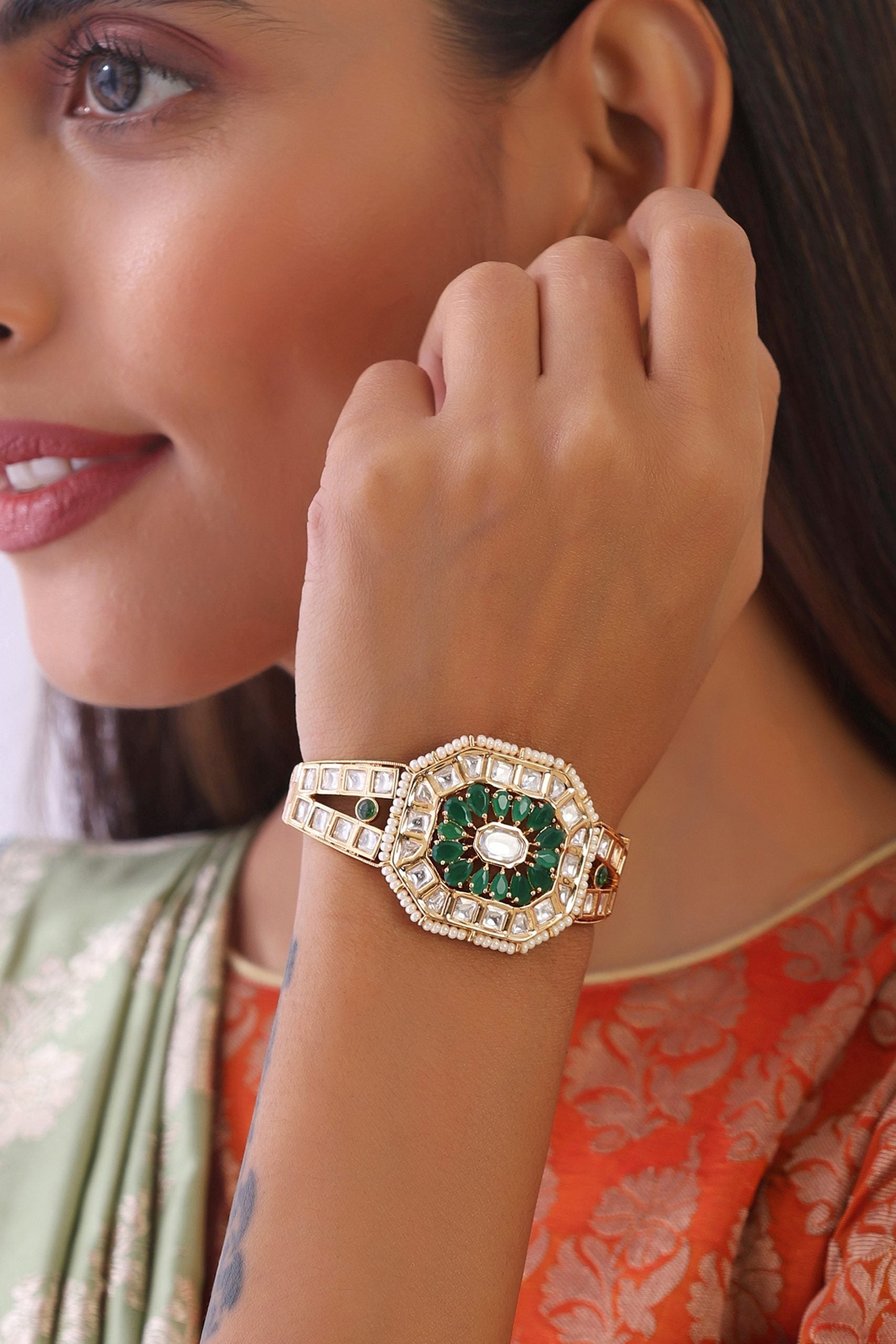 Green Gold tone Kundan Bracelet