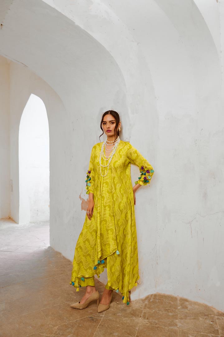 Image of Gulbahar Lemon green tassel tunic pant set