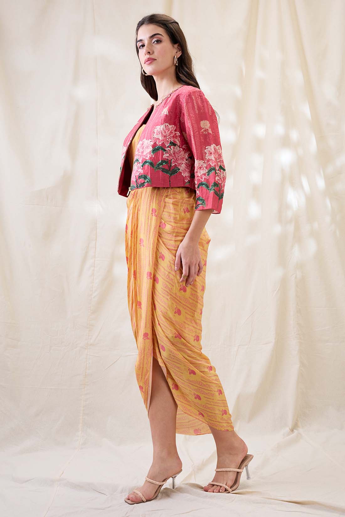 Ravya embellished drape dress set SP4618