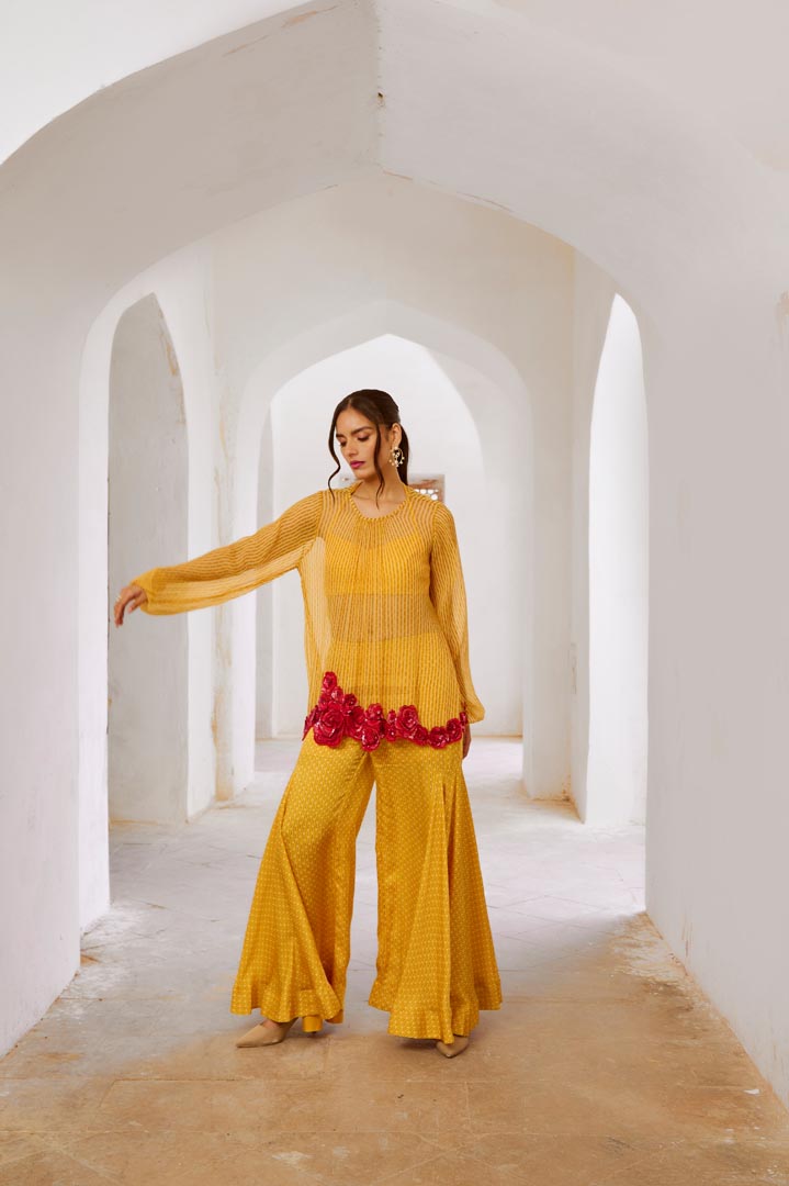 Image of Gulbahar Marigold Yellow Gulaab tunic set with  Bell Bottoms and inner