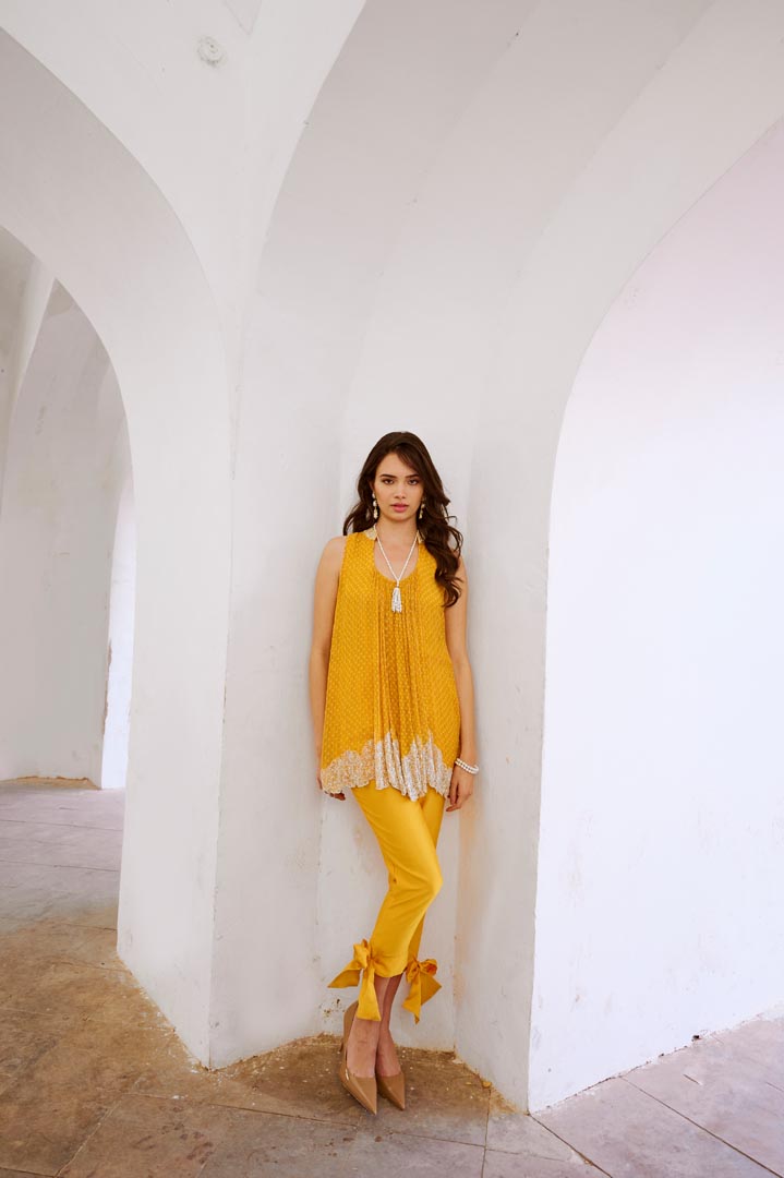 Image of Gulbahar Marigold rose cutdana tunic with bow pant set