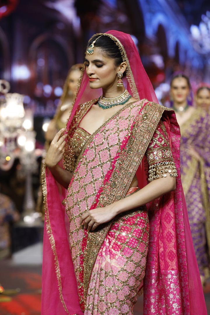 Gulrukh Ombré Saree Set