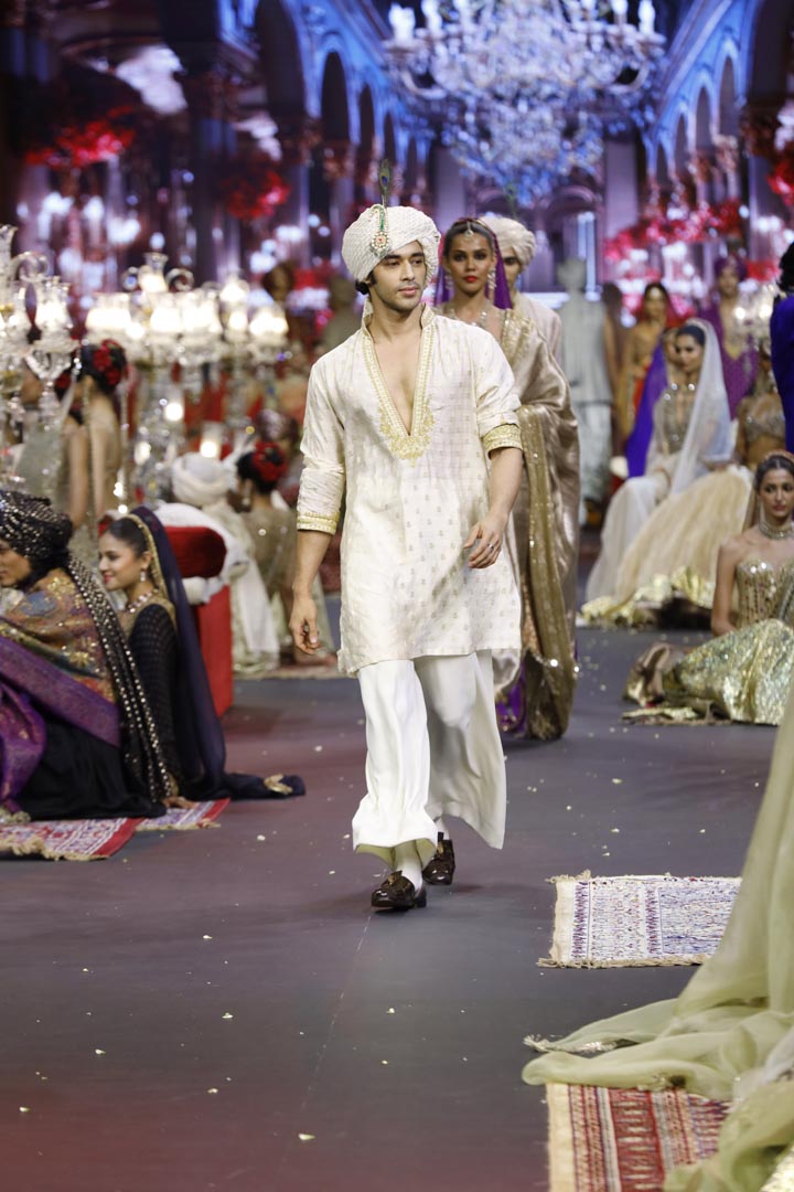 Shehzaad Ivory Kurta Set