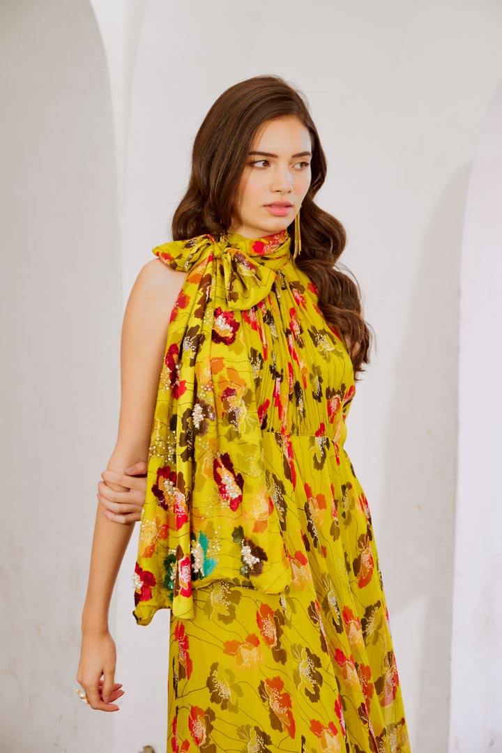 Image of Gulbahar Bumble bee green halter maxi with seperate bow  set.