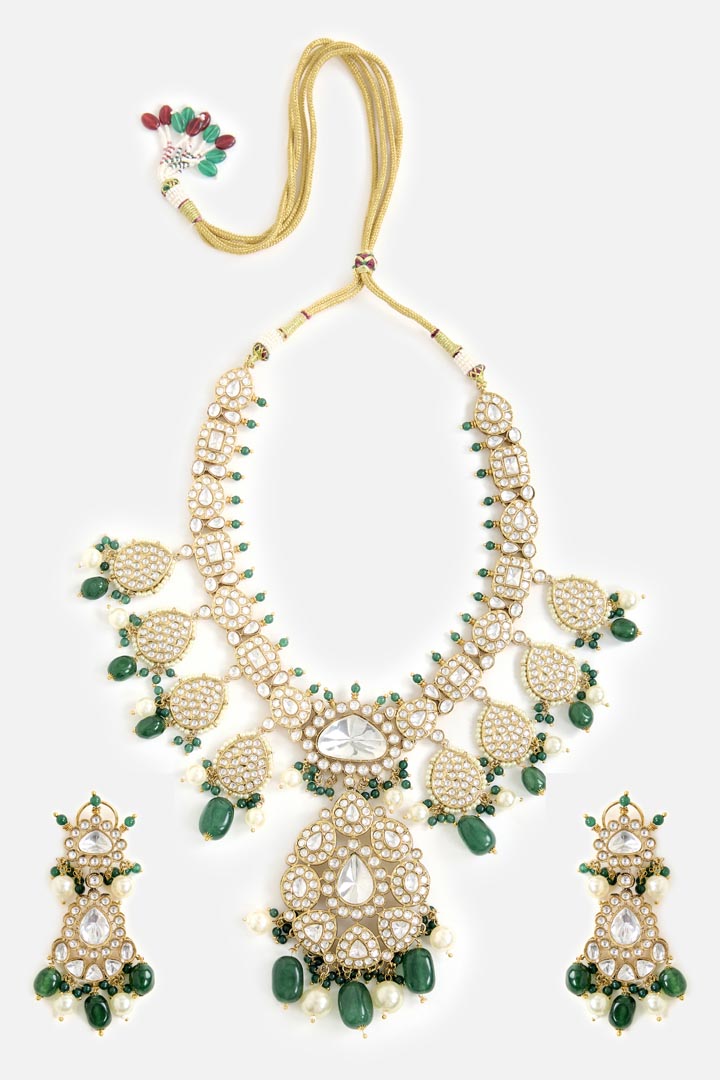 Elegant Kundan & Green Bead Bridal Necklace Set