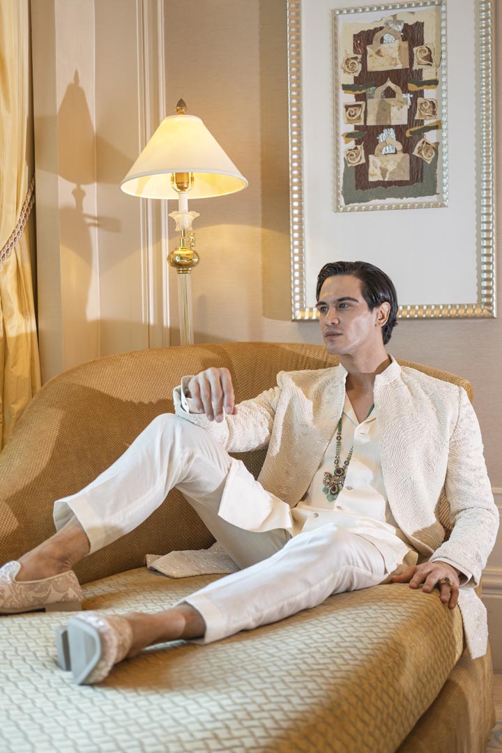 Biluur Ivory white Sherwani Set