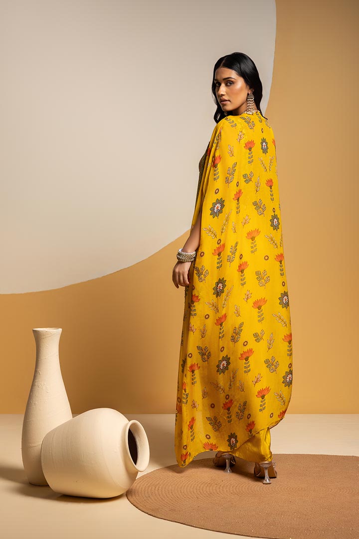 Taarani embellished  drape skirt  set with long capeSP4917