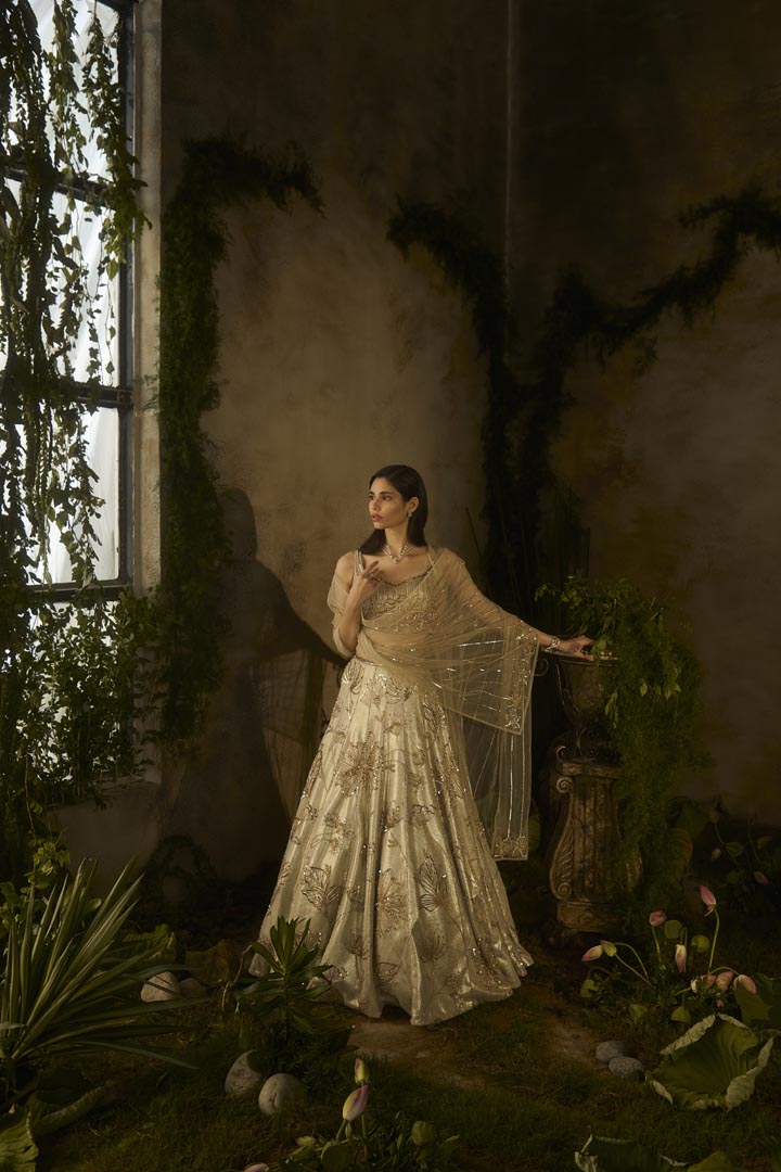 CHAMPAGNE MIST LEHENGA SET