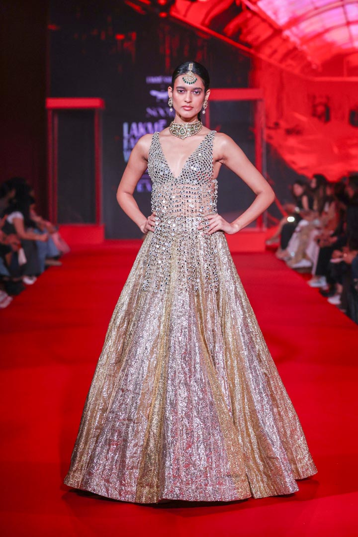 Kanaktara Lehenga Set