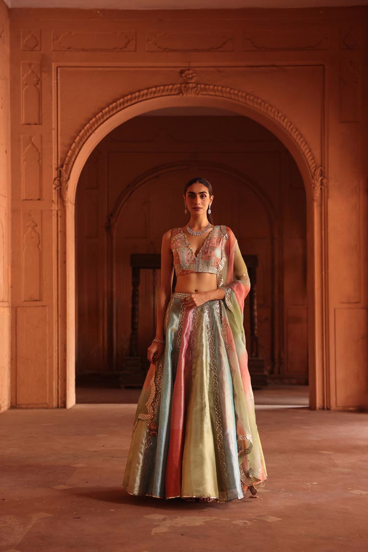 Gulbahar lehenga