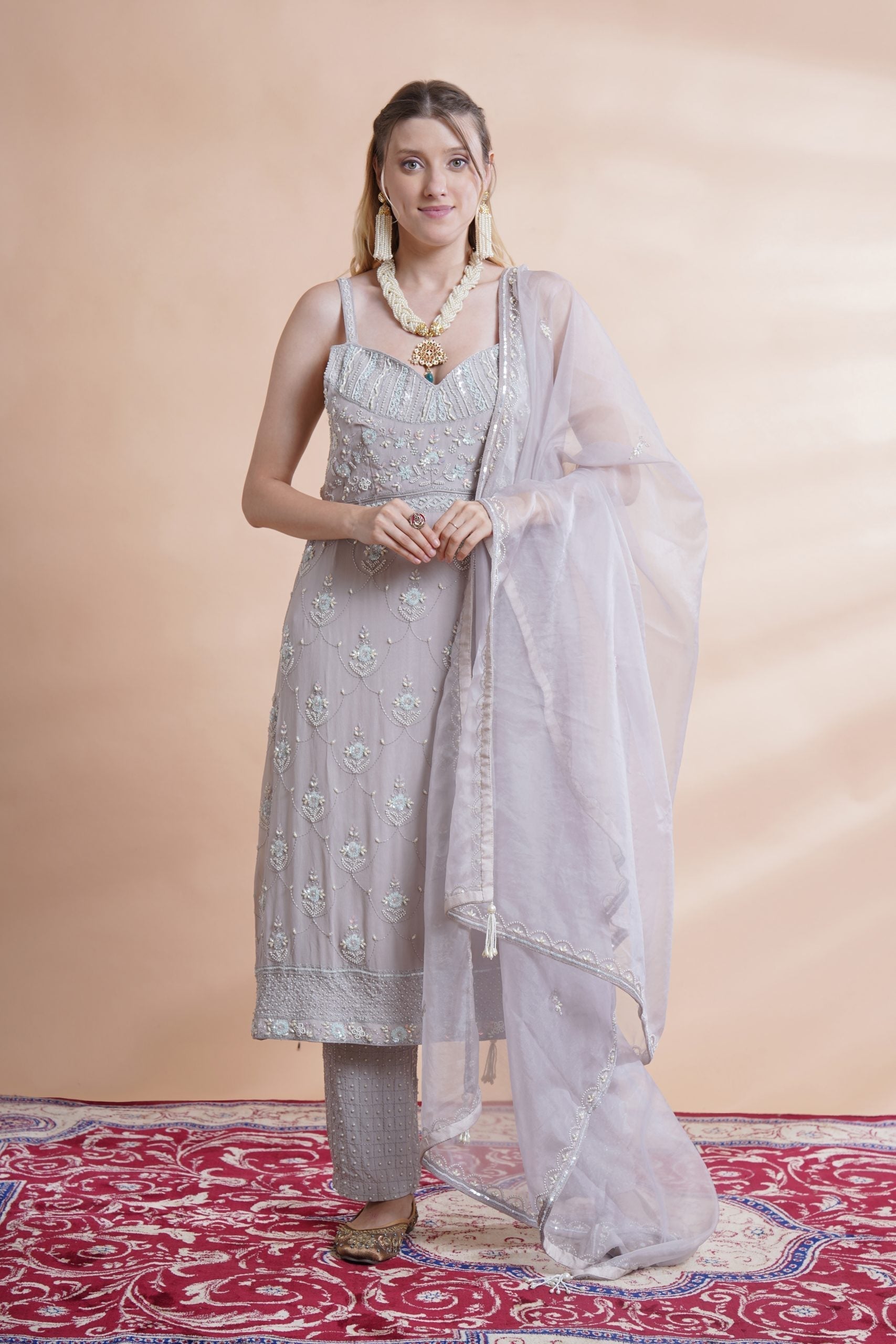 Image of Grey georgette incut kurta set