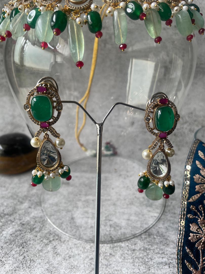 Kundan Necklace Set with the perfect Red and Green Stone Combo, accentuated with Pearls