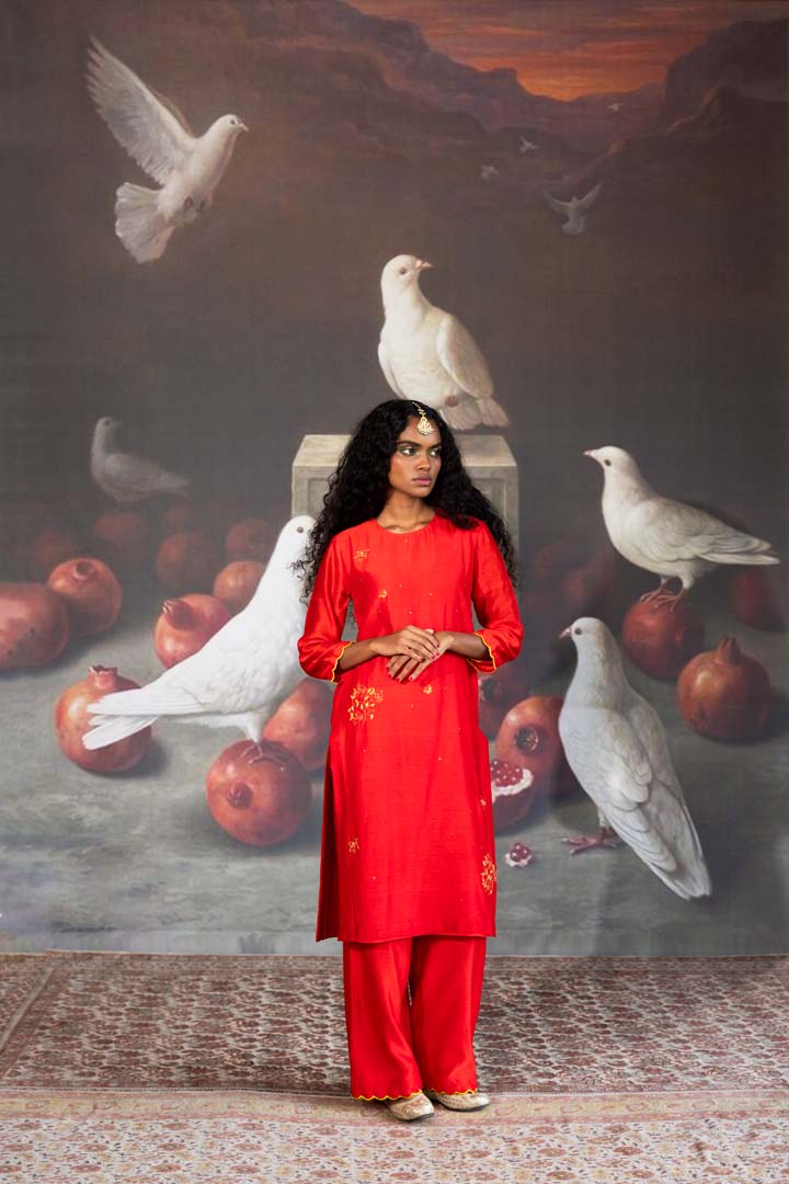 Red Suit With Scallop Embroidery -Set of 3