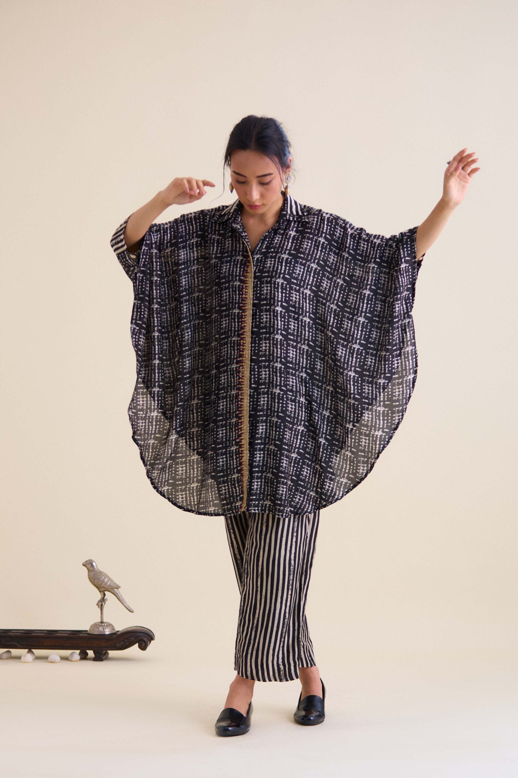 Lazy Circular Co-Ord SetW5BLWHPRCSCIR-01