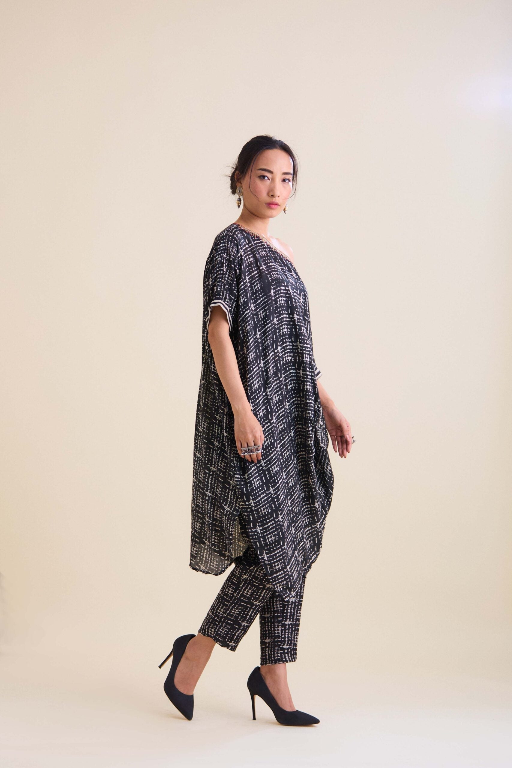 Kasturi SetW5BLWHPRKS-01