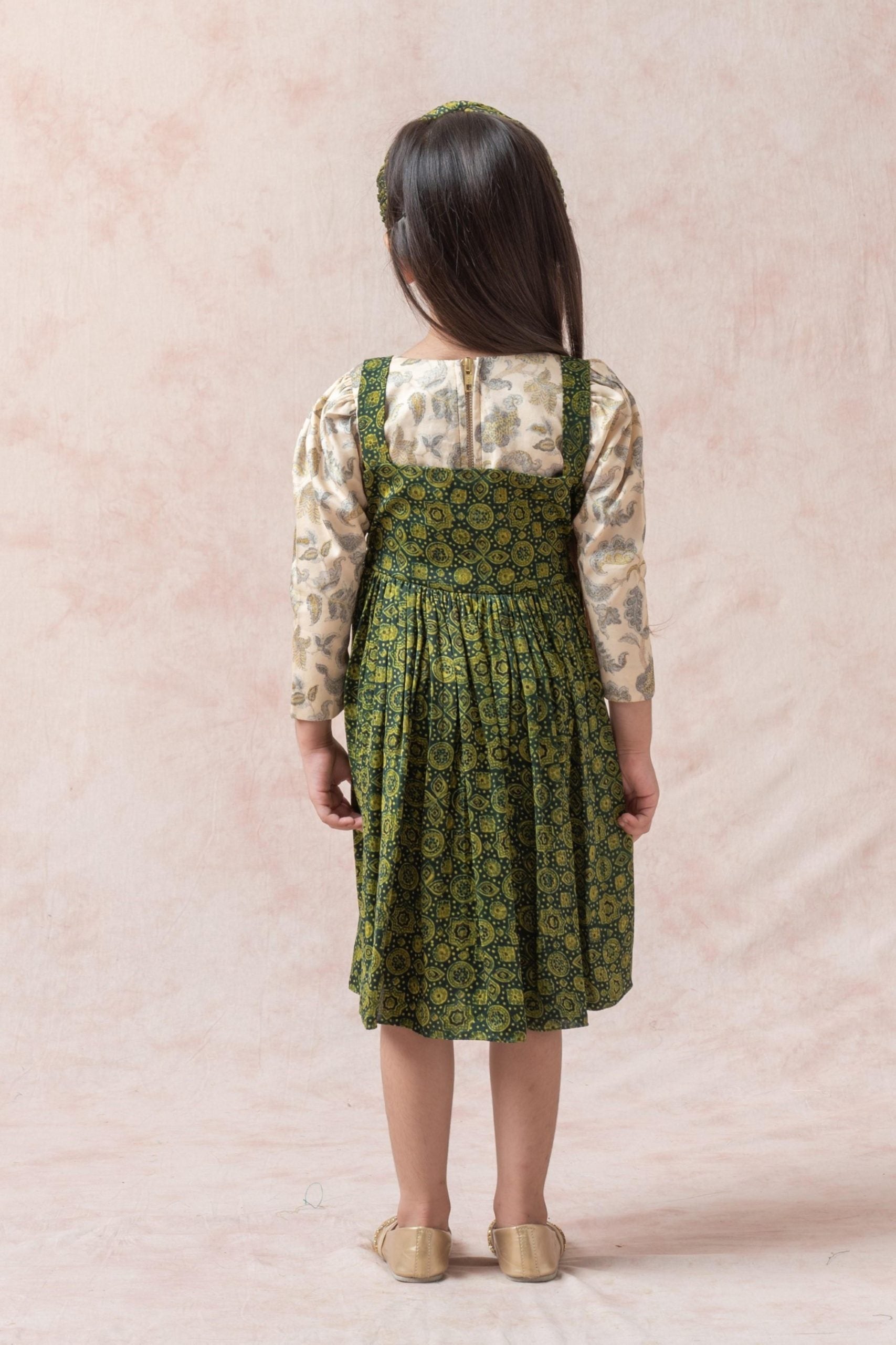 Crop top with frock