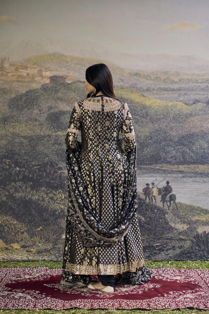 Nishangini Anarkali Set