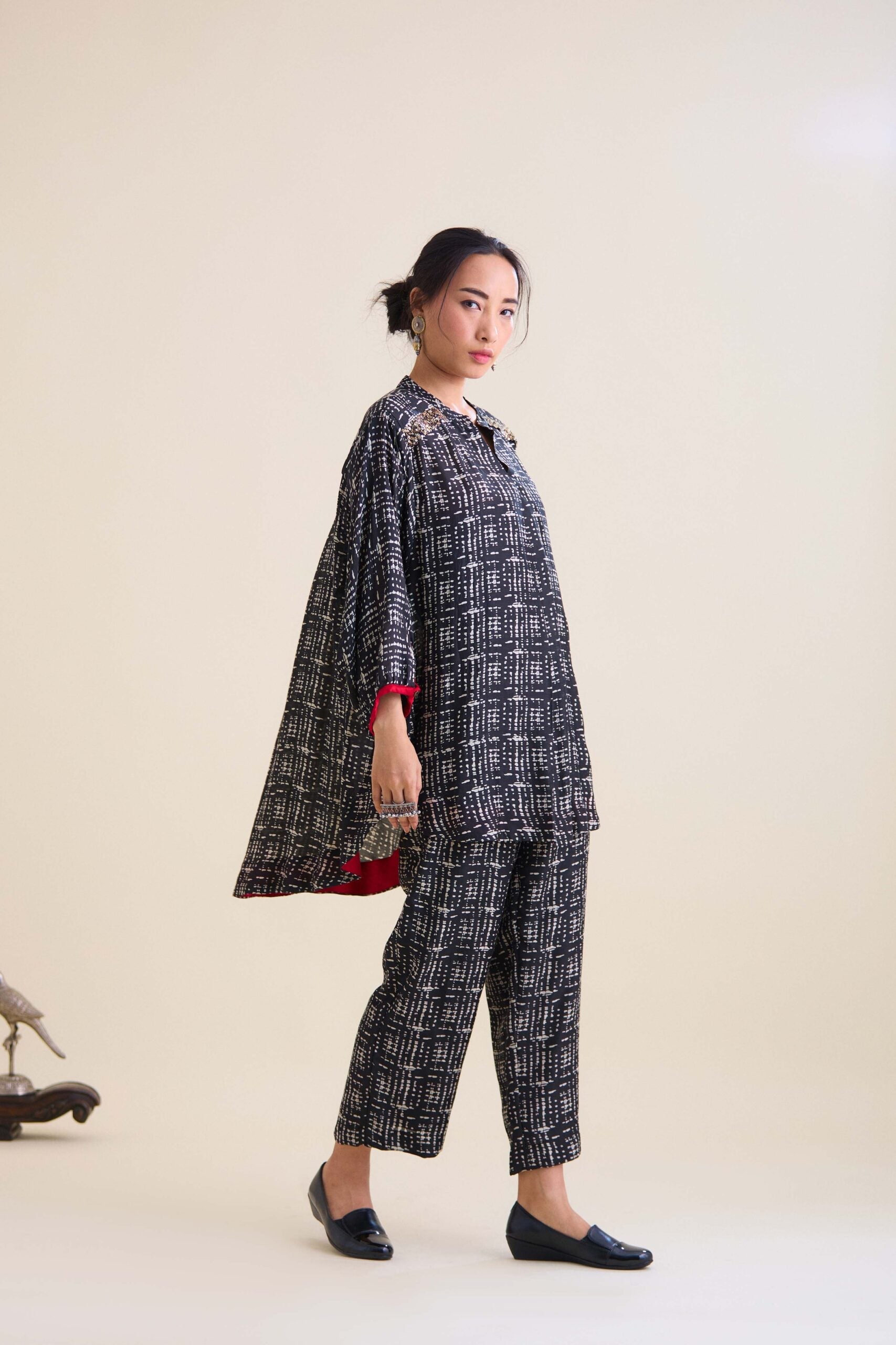 Nishi Co-ord SetW5BLWHPRCSNS-01