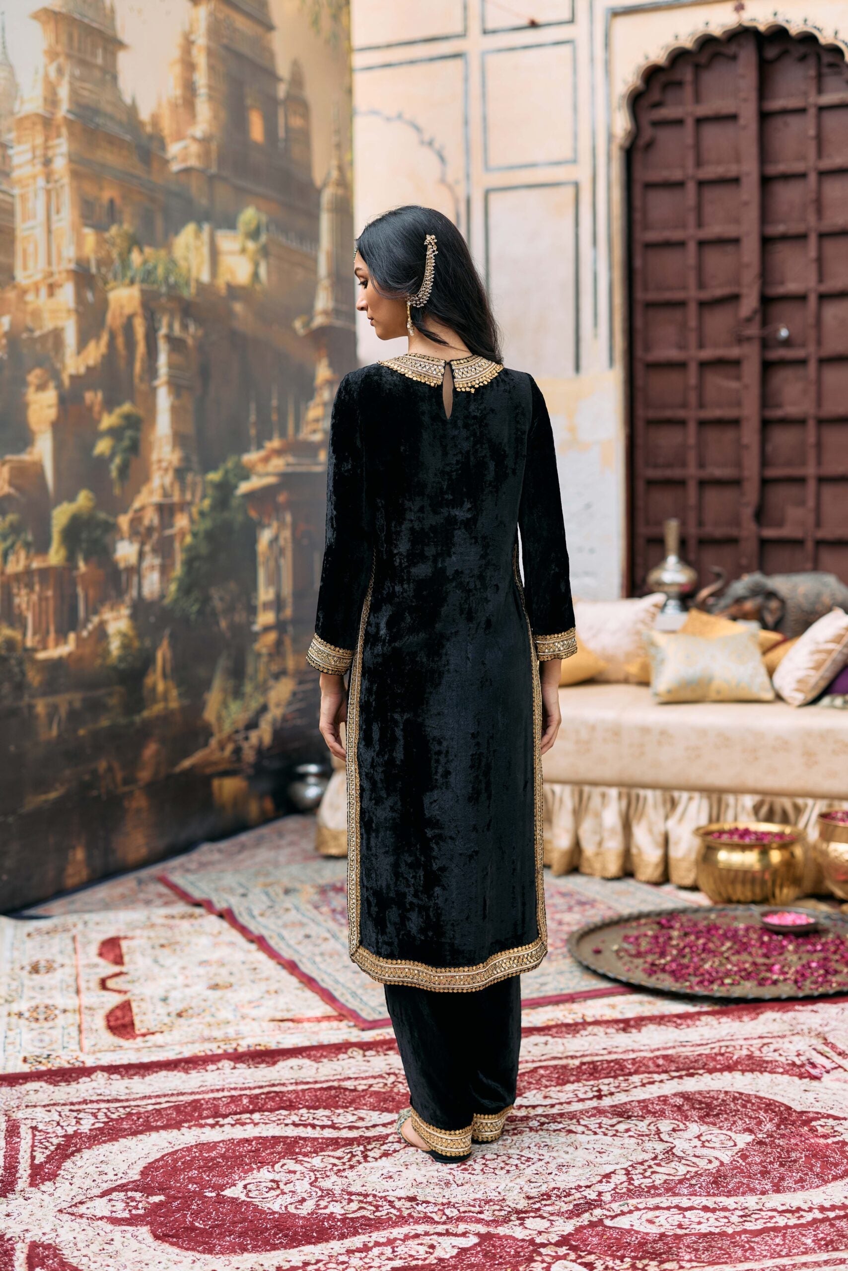 Maharani Suit