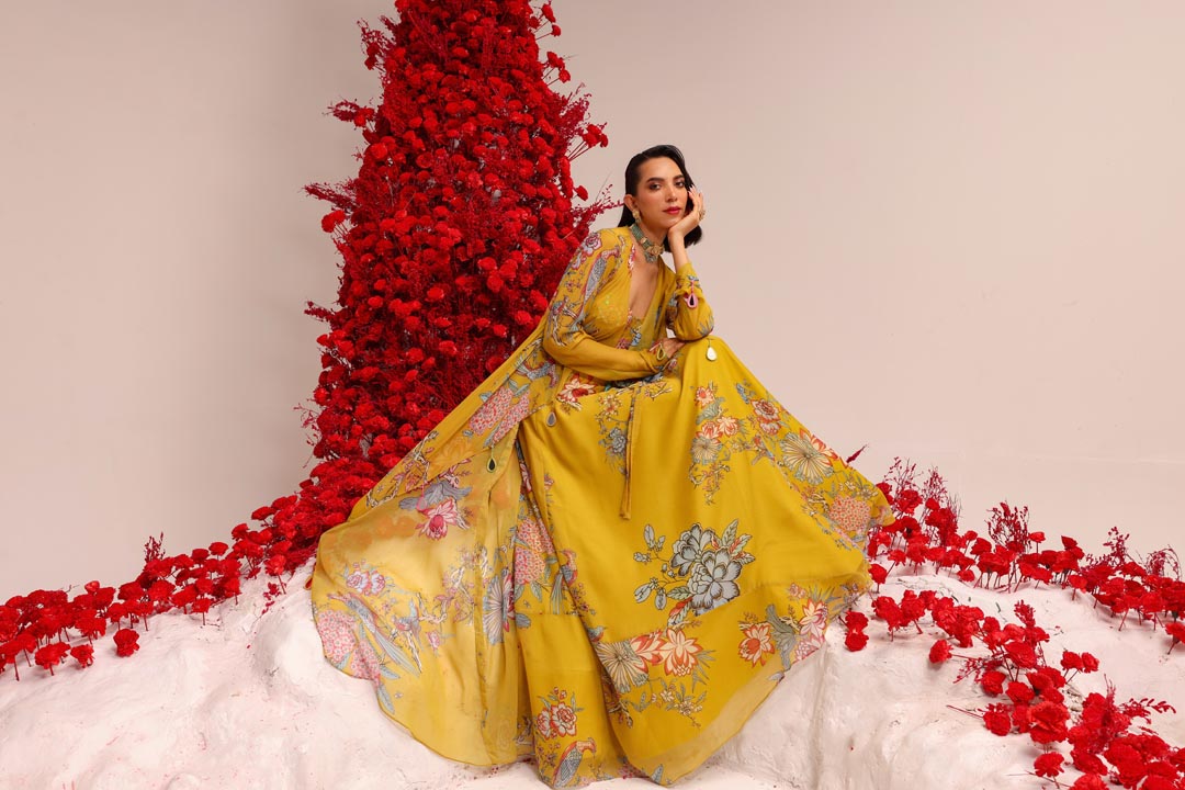 Image of Khwaish yellow skirt jacket set