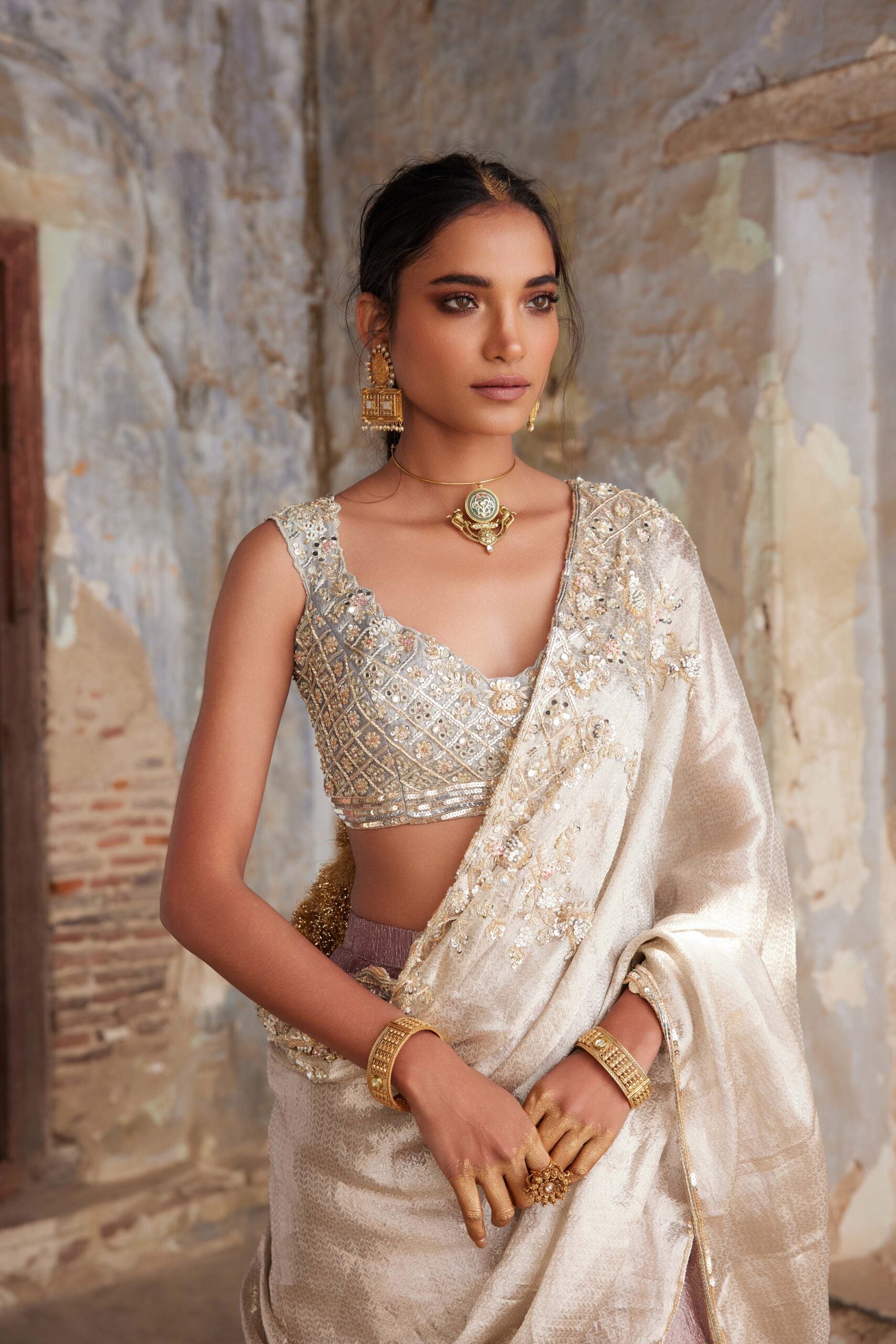 TISSUE FIT AND FLARE LEHENGA SET EBN9