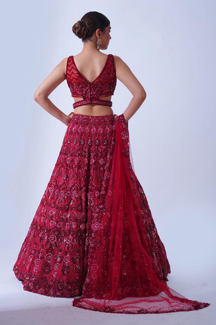 Nisha Lehenga