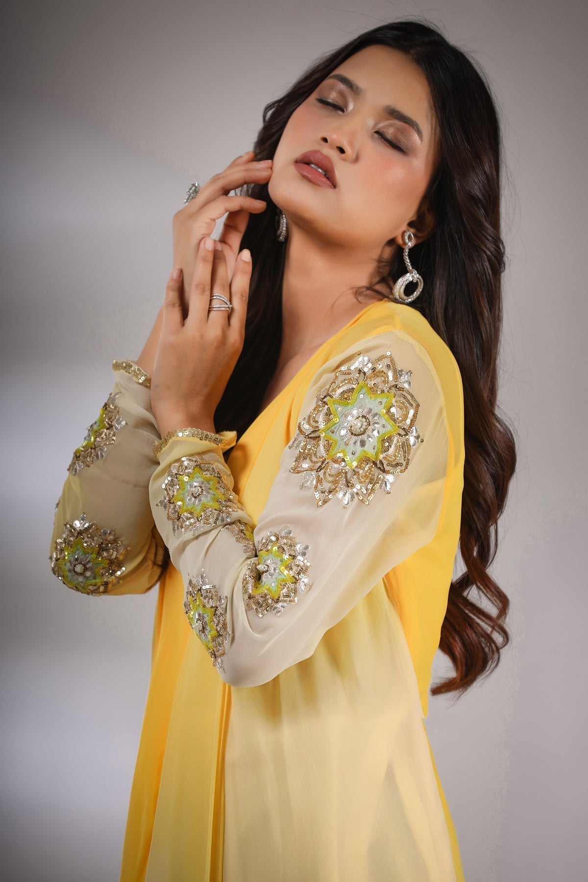 Image of Haseena leheriya set in yellow