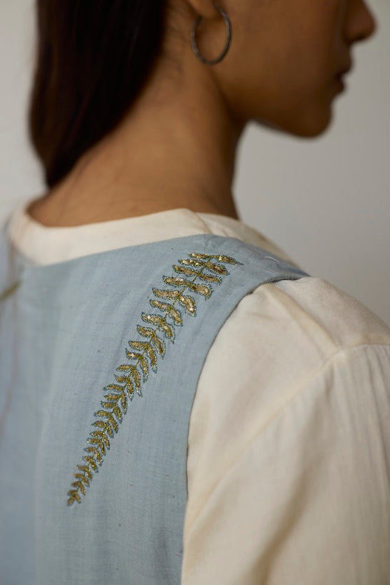 TAVI | Ivory and Blush Blue Handloom Cotton Agrakha Set