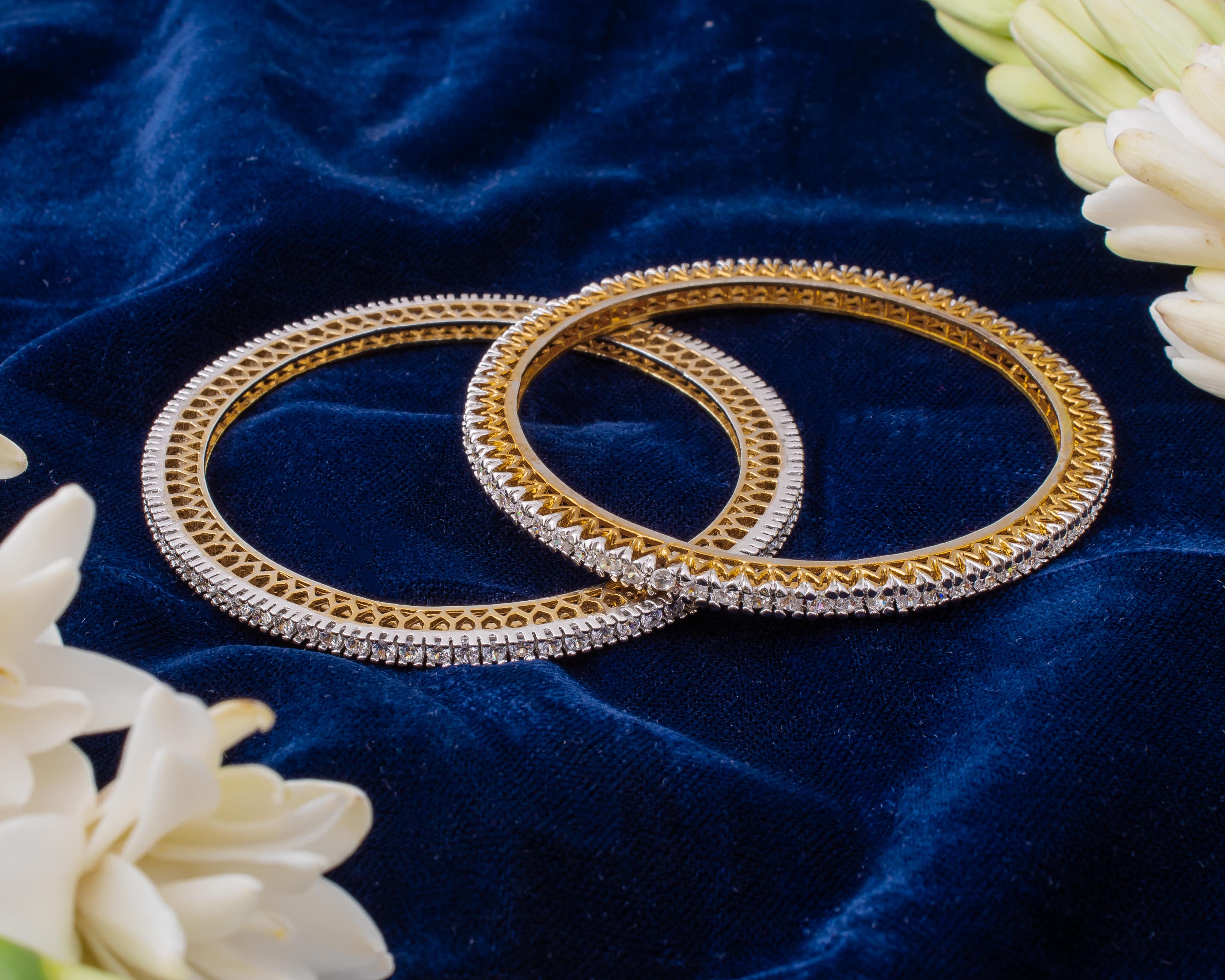 vivinia BY VIDHI MEHRA Zia Gold Plated WhiteWomens Zircon Pair of Bangles (2.4,2.6)