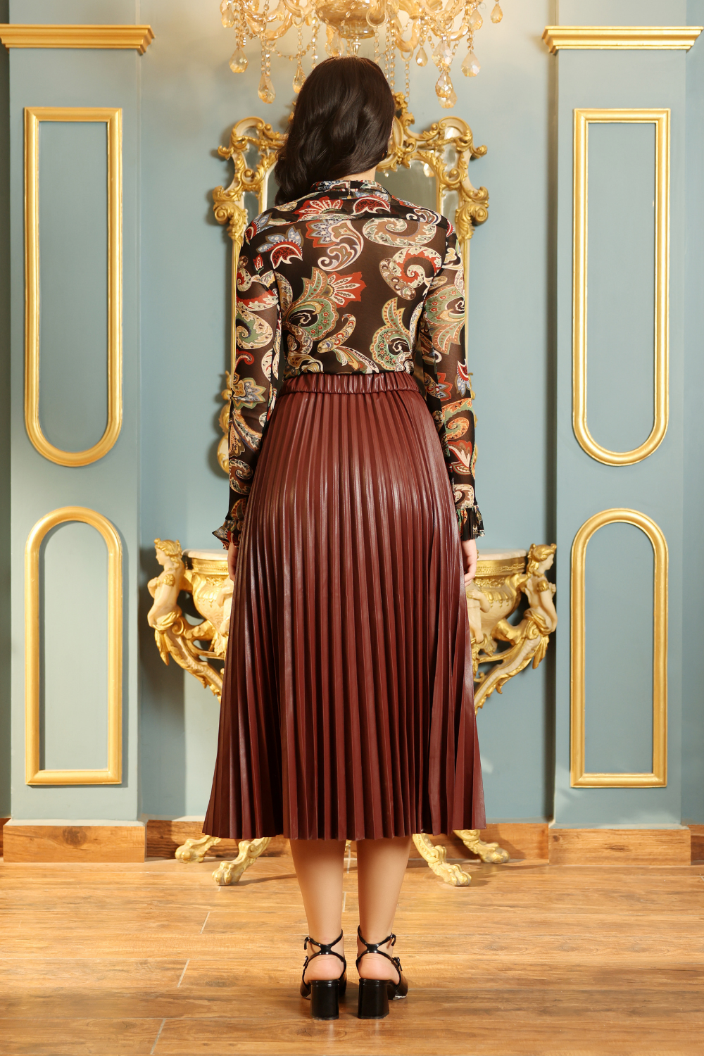 Brown Leather Pleated Skirt - Elegant Structured Midi Silhouette