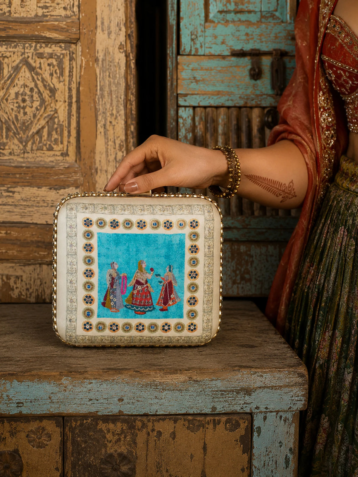 Royal Courtesan Miniature Art Clutch Bag with Gold Embellishment
