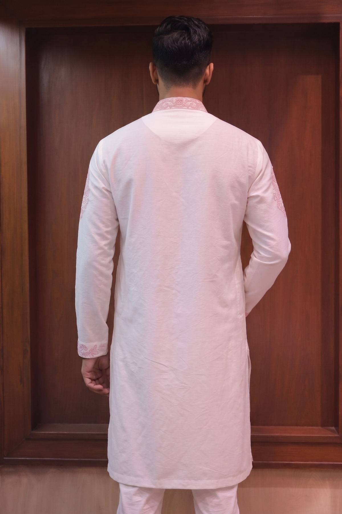 Intricate Paisley Embroidered Kurta