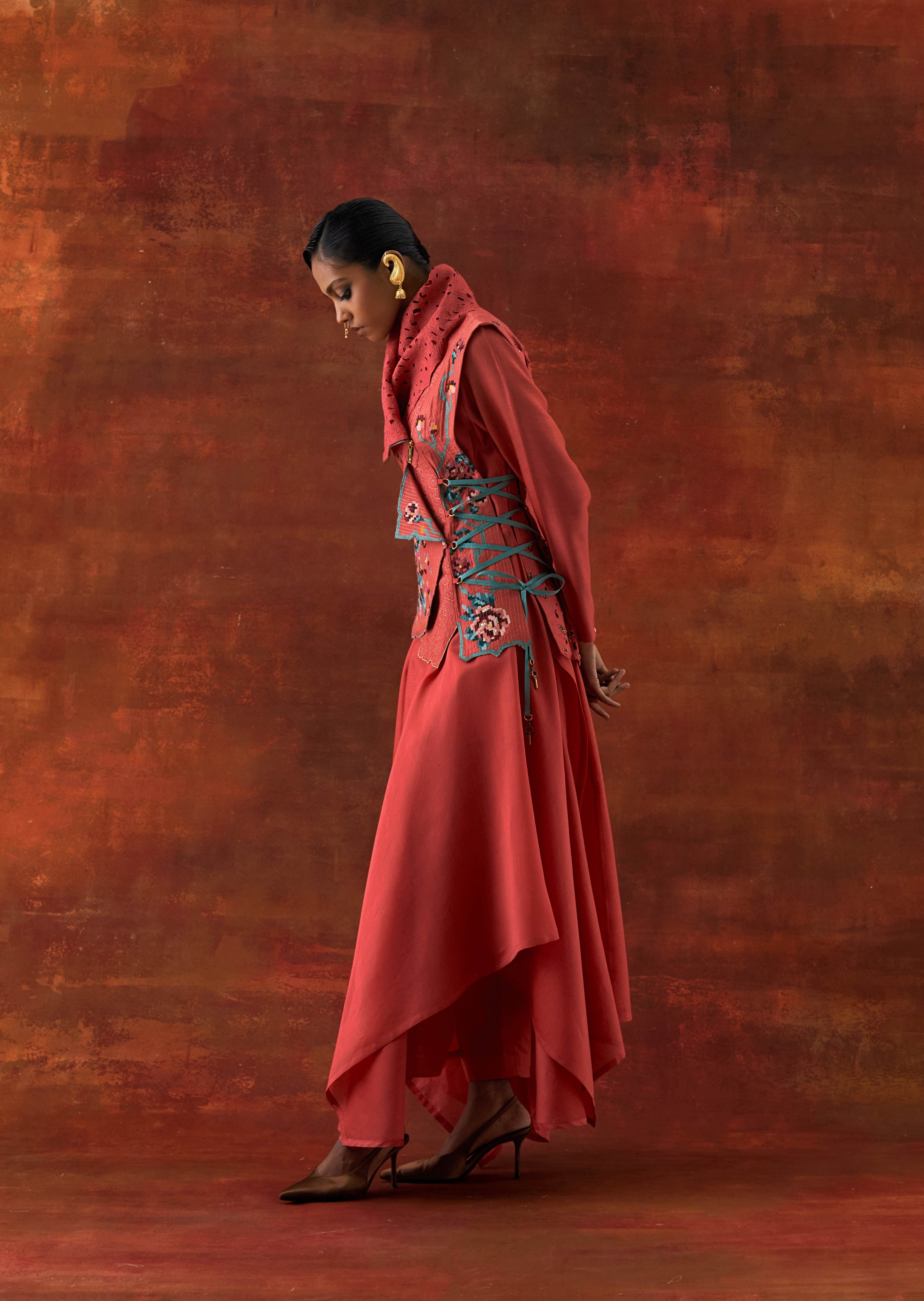 DRAPED COLLAR SIDE TIE UP JACKET WITH V NECK DRAPED KURTA AND PANTS - image 2
