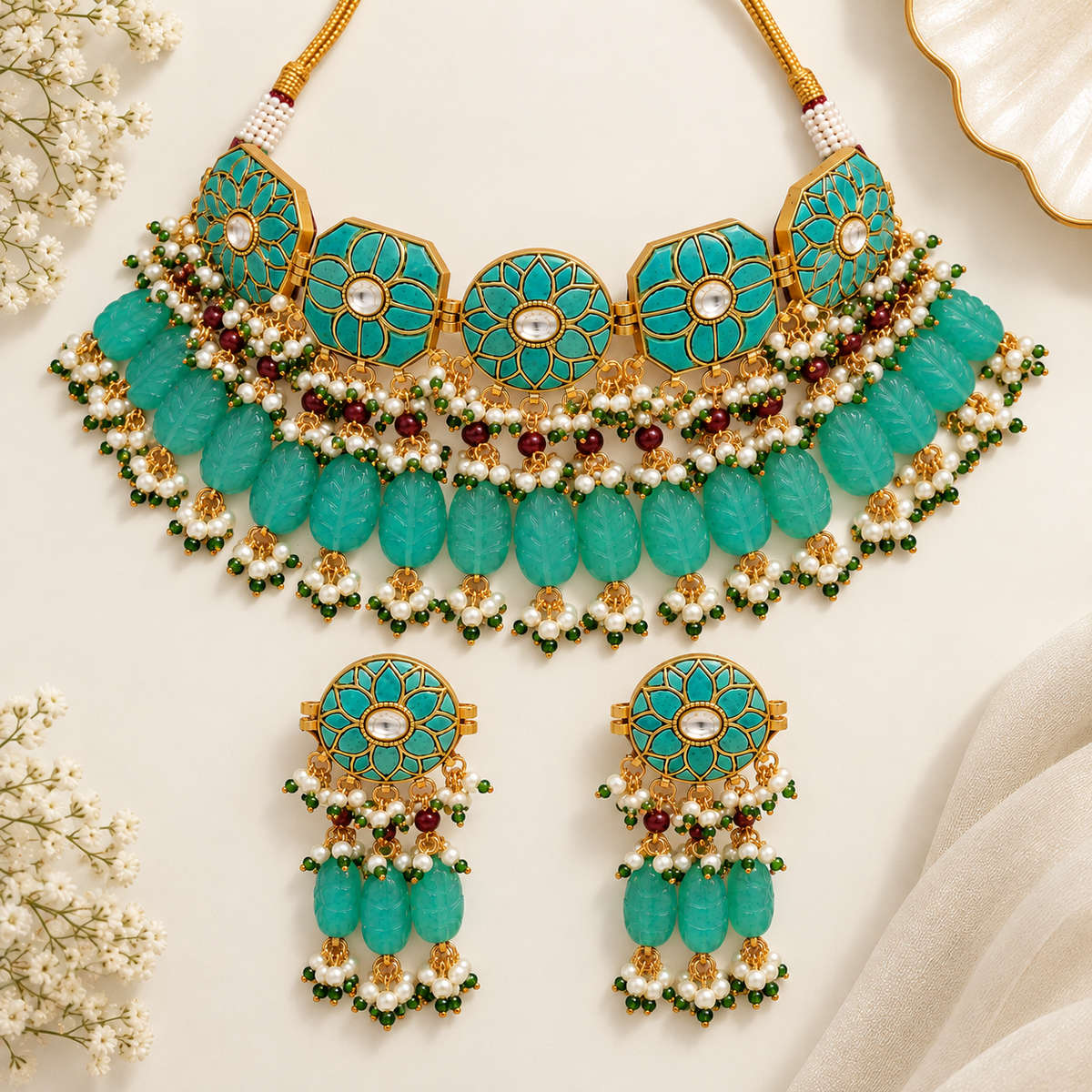 Turquoise Floral Beaded Necklace Set