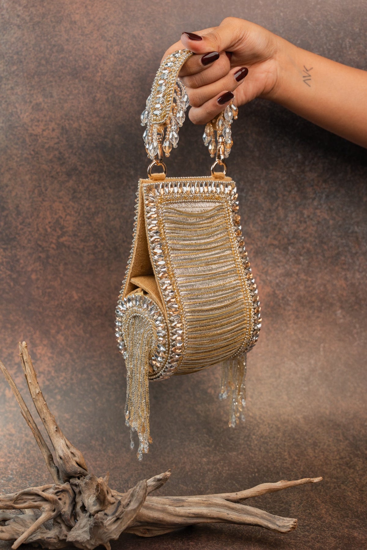 Hinted Beadfall Gold Silver