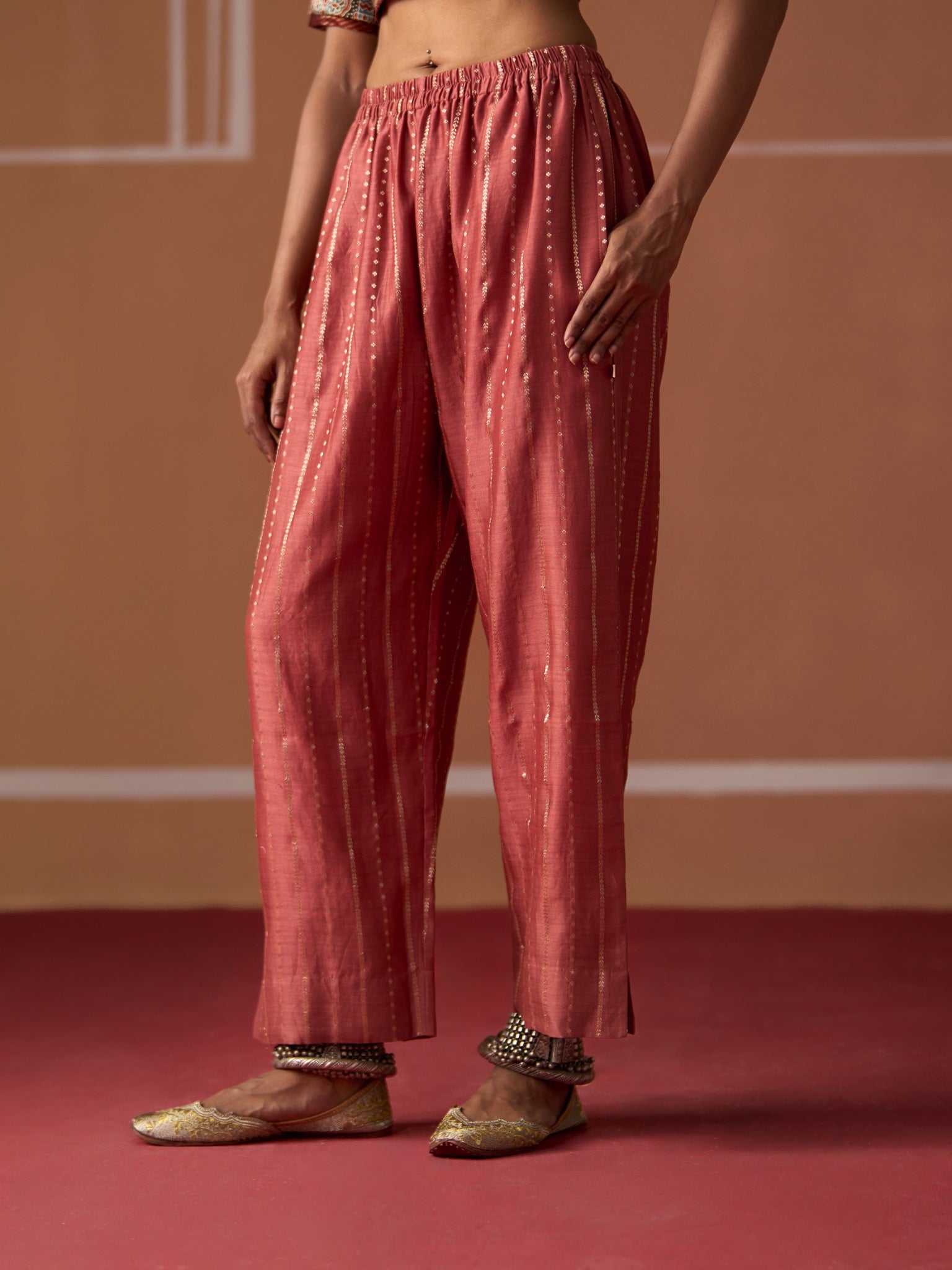 MALAIKA PANT
