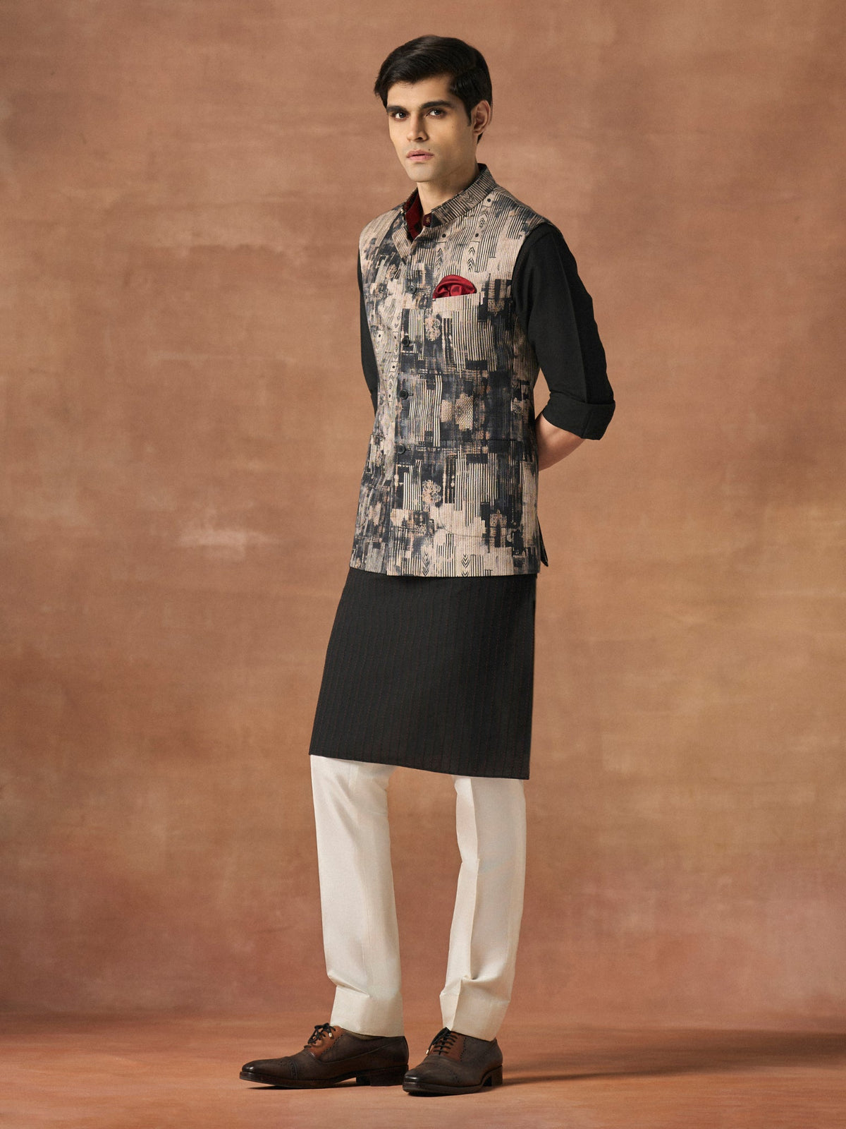 ARCHITECTURAL TRACE WAISTCOAT
