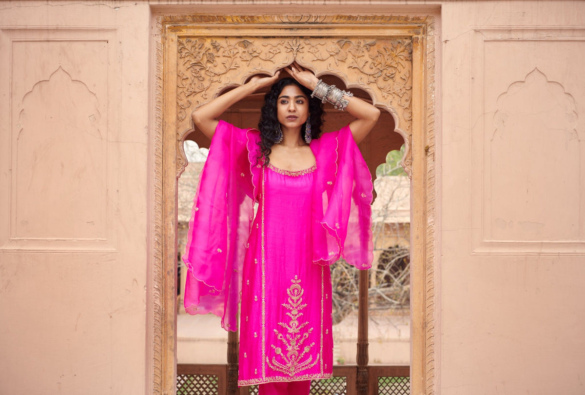 sleeveless chandbali suit