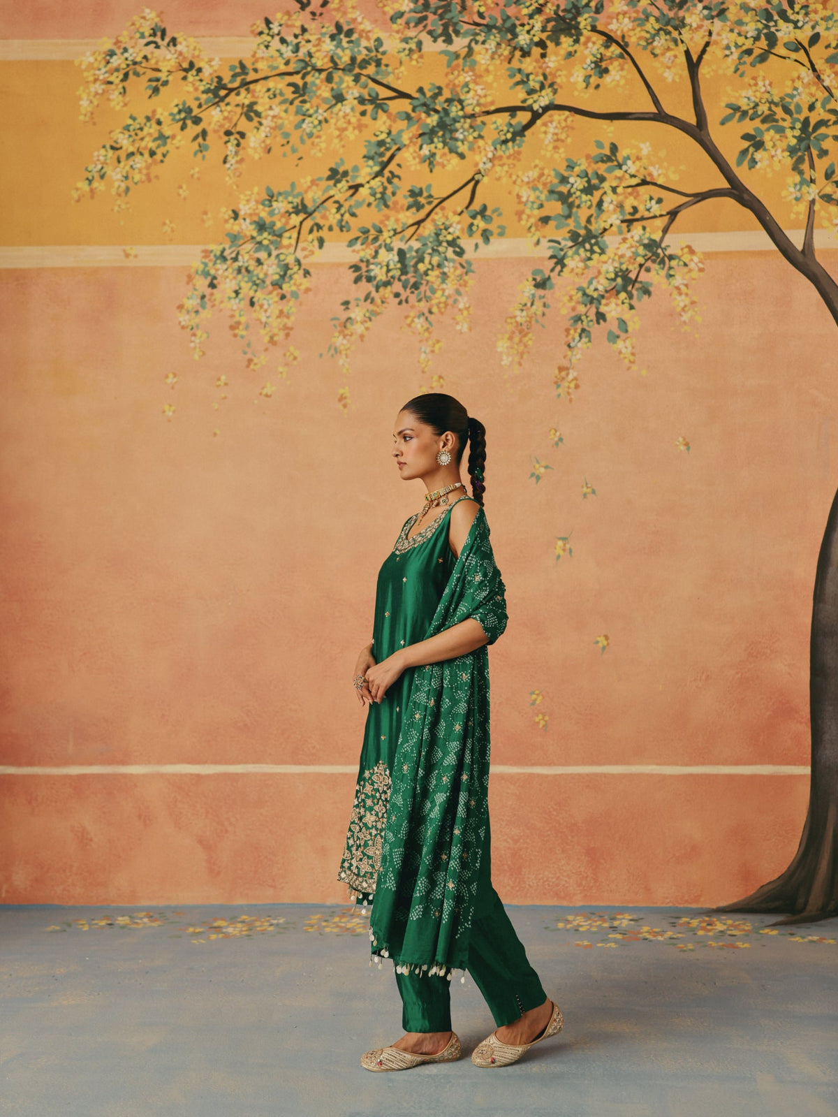 Panna  Phool Kurta Set
