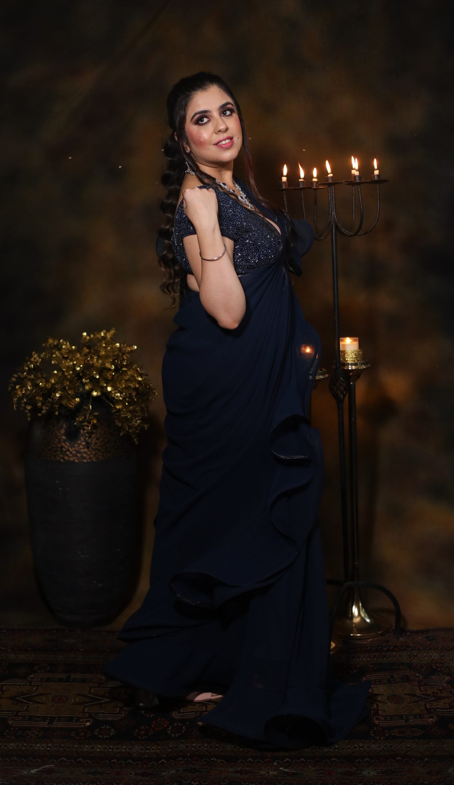 Image of JADE IN ESSENCE OF NAVY BLUE